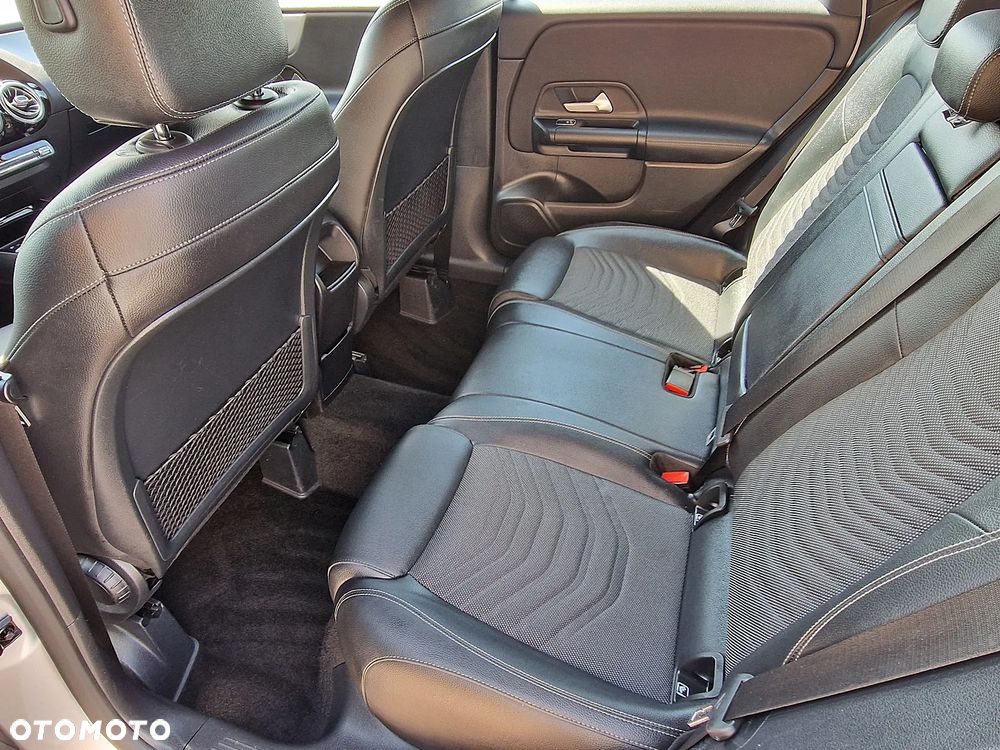 Mercedes-Benz Klasa B 200 d 8G-DCT - 10