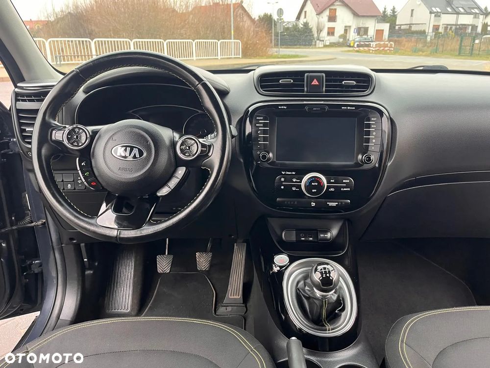 Kia Soul 1.6 CRDI Black Collection - 15