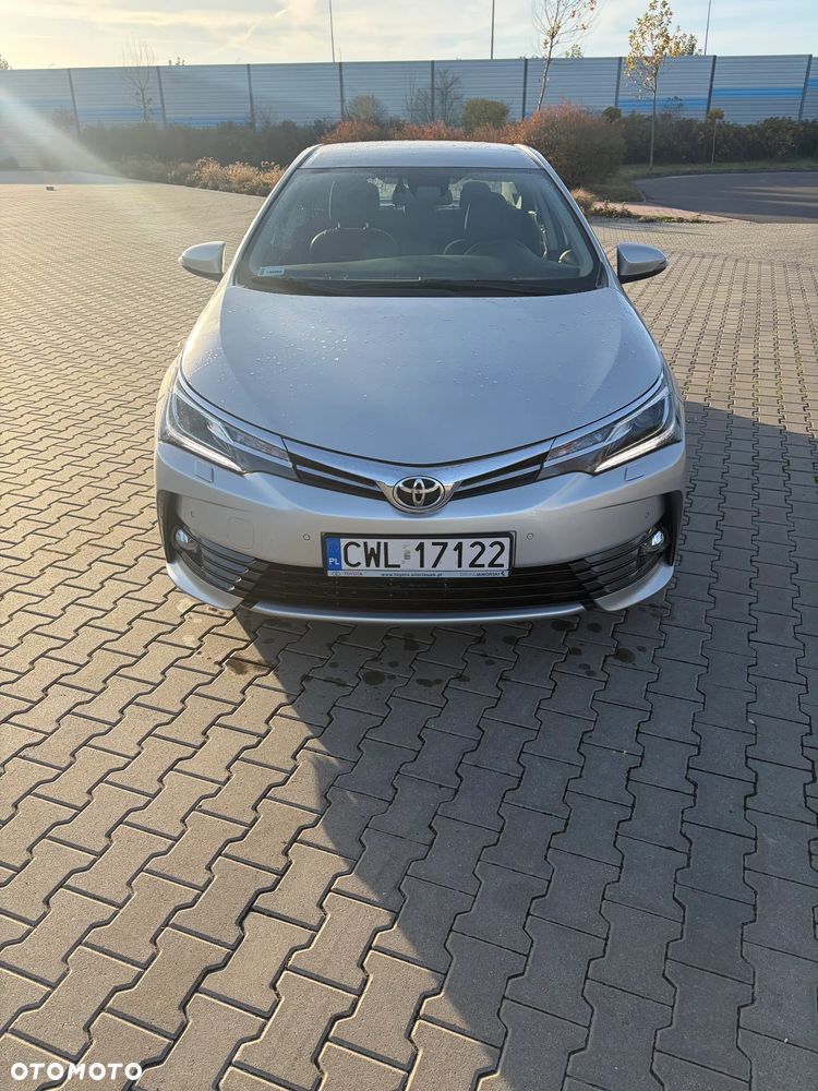 Toyota Corolla 1.6 Prestige - 1
