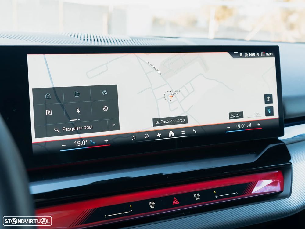 BMW i5 Touring eDrive40 - 24
