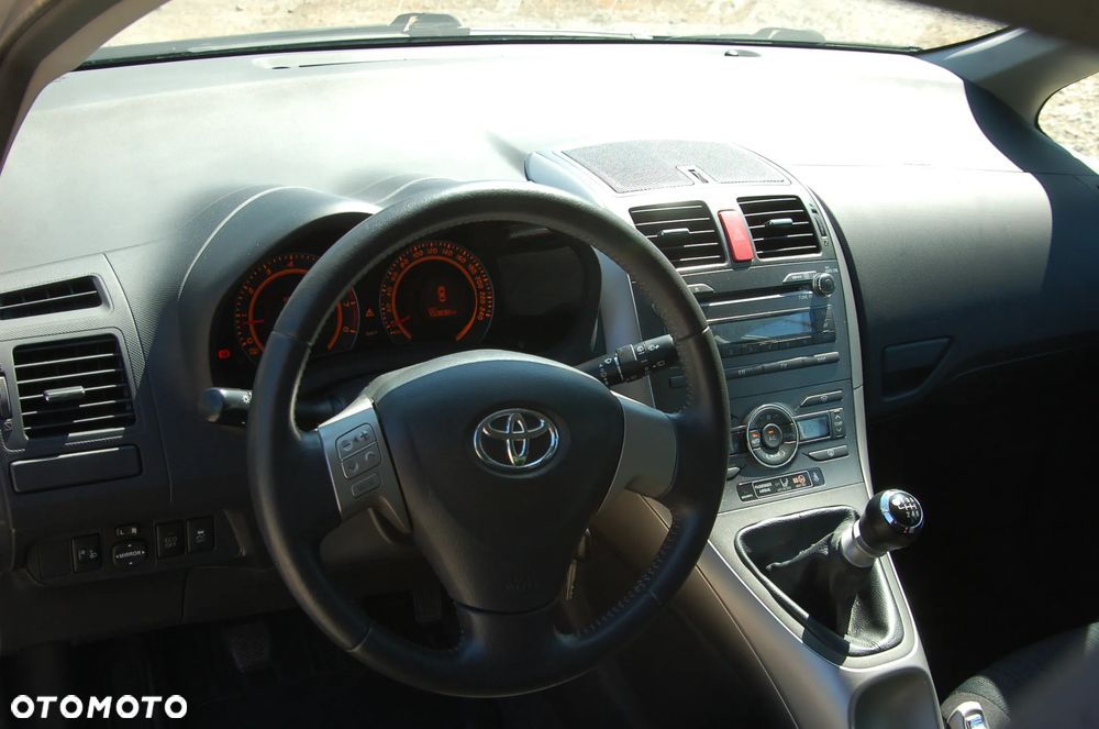 Toyota Auris 1.33 VVT-i Premium - 9