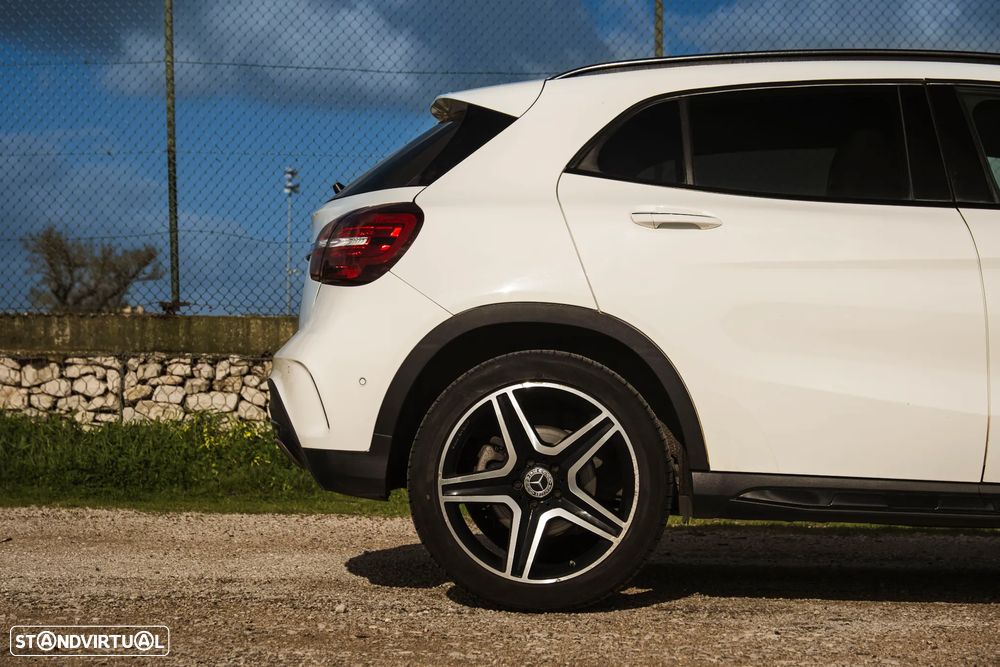 Mercedes-Benz GLA 200 d 4Matic 7G-DCT AMG Line - 6