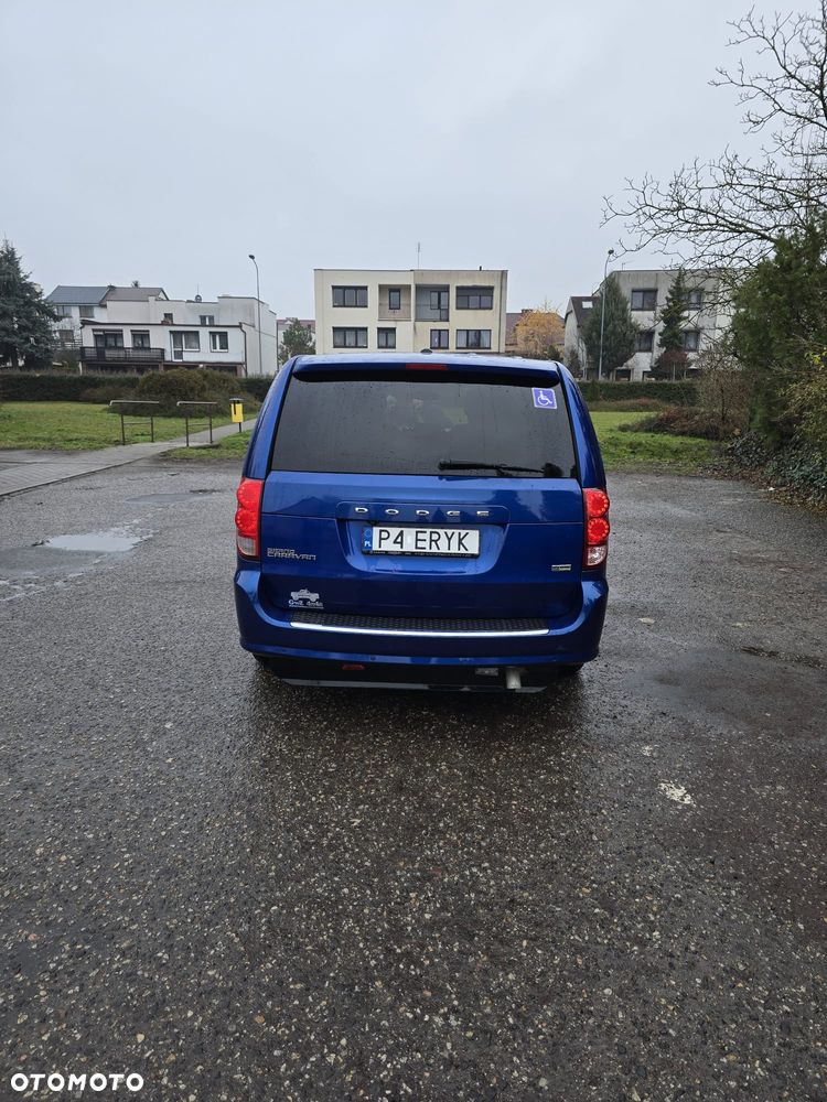 Dodge Grand Caravan - 6