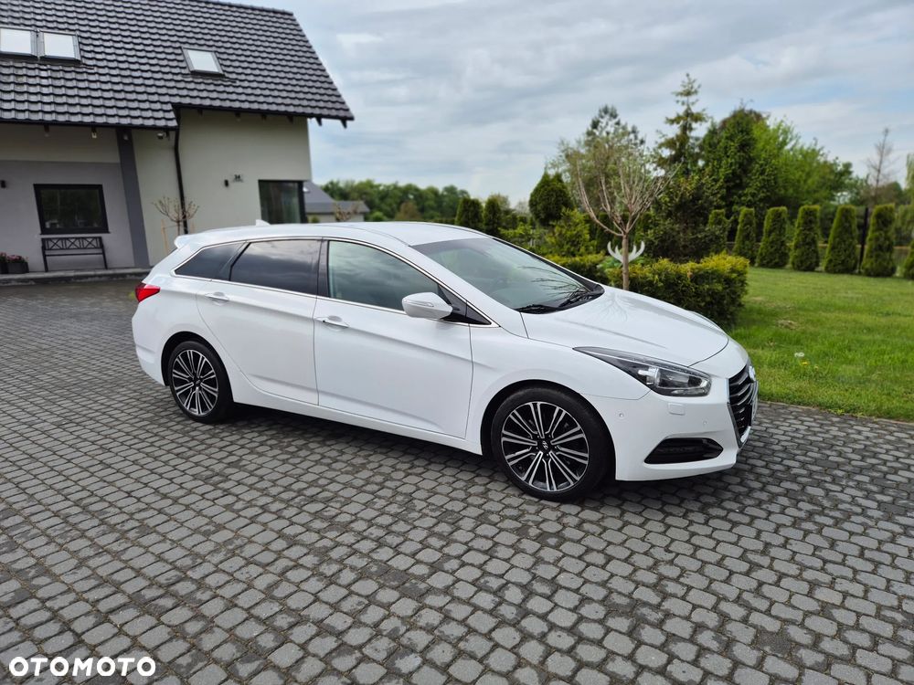 Hyundai i40 Kombi 1.7 CRDi DCT Premium - 21