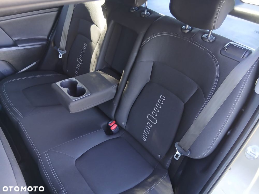 Kia Sportage 1.6 GDI 2WD Attract - 30