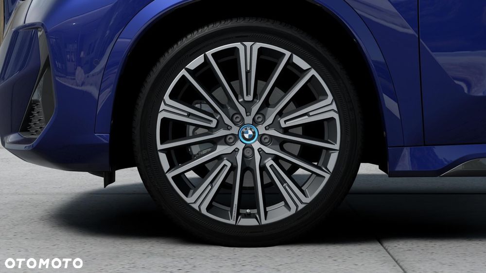 BMW iX1 - 6