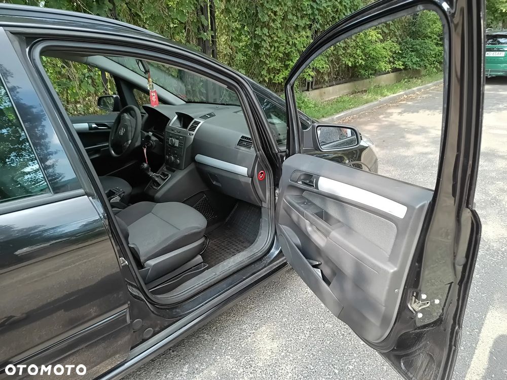 Opel Zafira 1.9 CDTI - 8