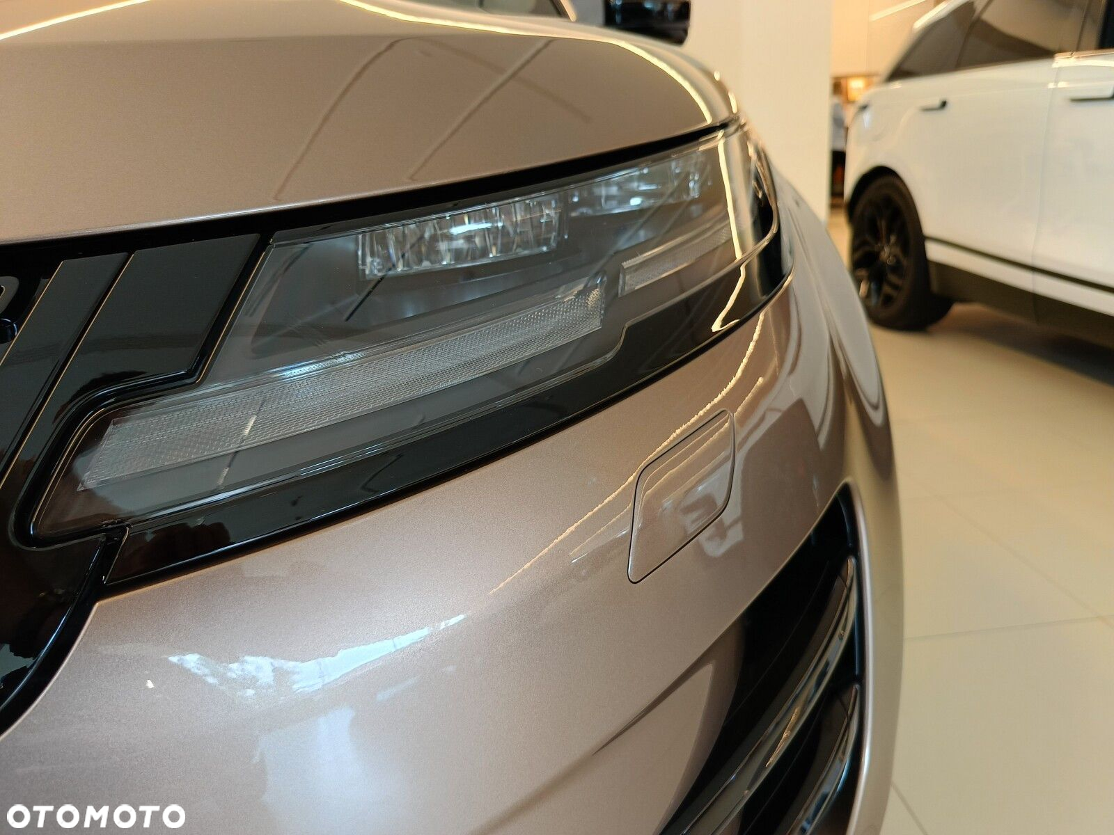 Land Rover Range Rover Evoque - 9