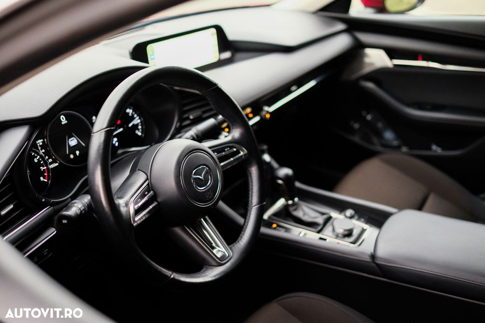 Mazda 3 e-Skyactiv X186 AT MHEV GT+ - 8