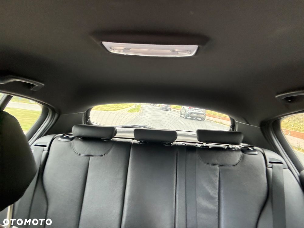 BMW Seria 1 - 15