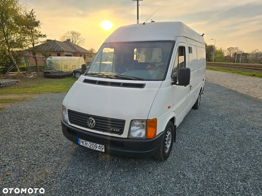 Volkswagen LT - 1