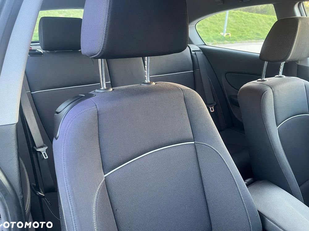 BMW Seria 1 116i Edition Sport - 16