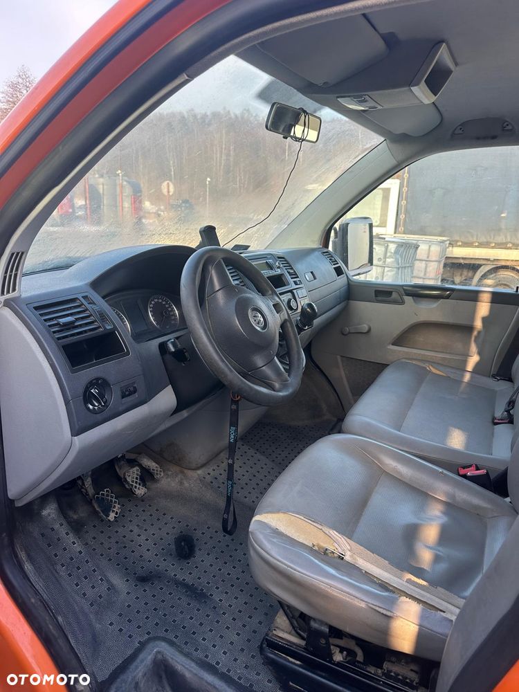 Volkswagen Transporter - 7