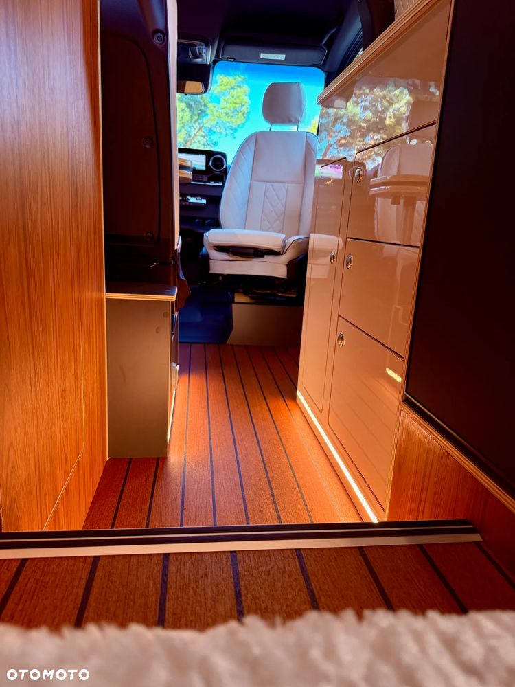 Mercedes-Benz Sprinter - 7