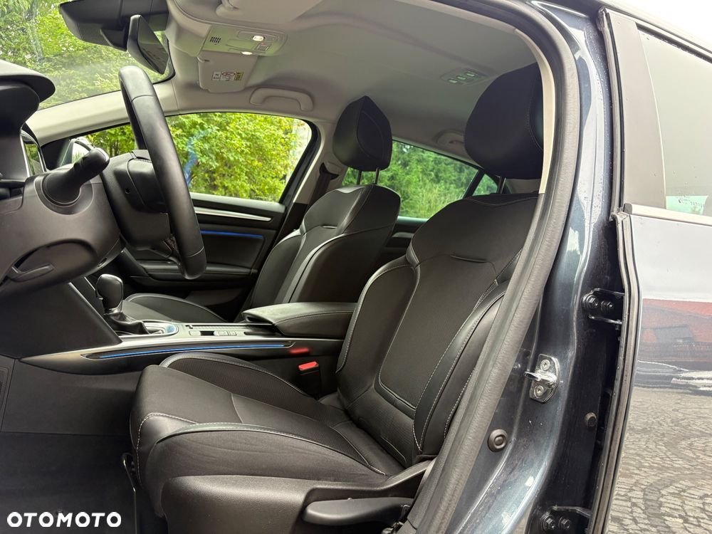 Renault Megane TCe 140 GPF EDC INTENS - 16