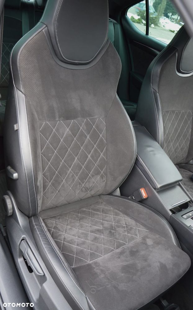 Skoda Superb 2.0 TSI 4x4 Sportline DSG - 29