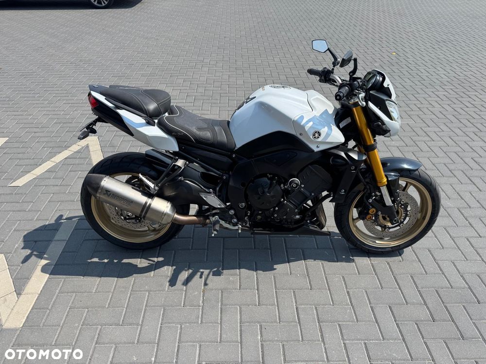 Yamaha FZ8 - 5