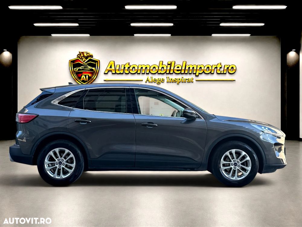 Ford Kuga 2.0 EcoBlue 4x4 Aut. TITANIUM - 24