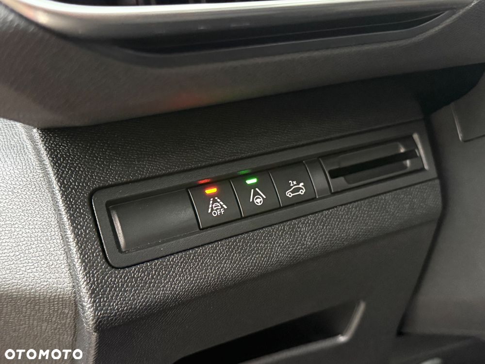 Peugeot 3008 PureTech 130 Stop & Start GPF EAT8 GT - 27