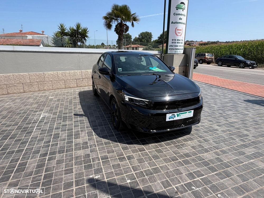 Opel Corsa 1.2 T GS - 2
