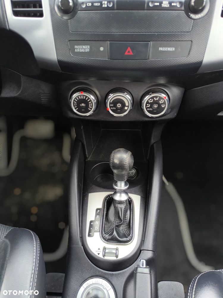 Peugeot 4007 2.2HDi Platinum Euro5 - 17