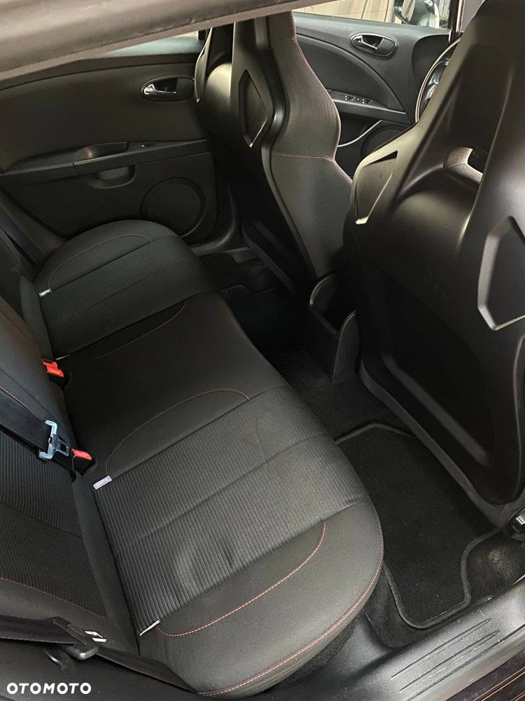Seat Leon 2.0 T FSI Cupra - 8