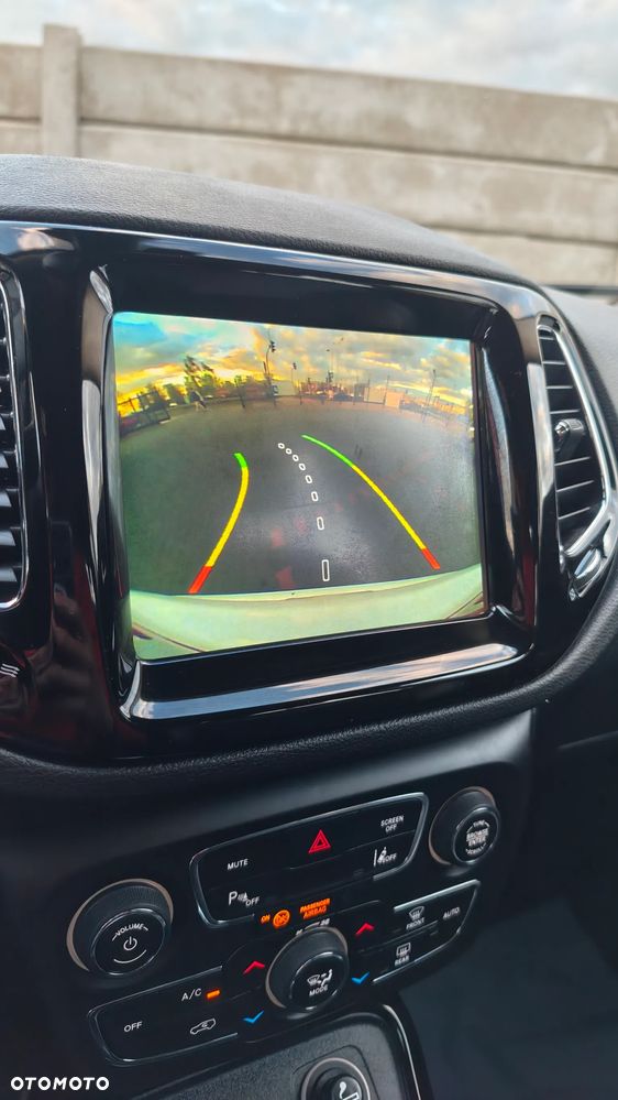 Jeep Compass 1.4 MultiAir Limited - 37