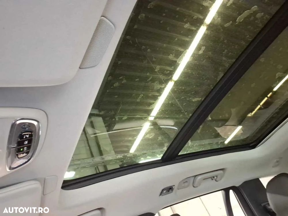 Volvo XC 90 B5 D AWD Geartronic Momentum Pro - 7