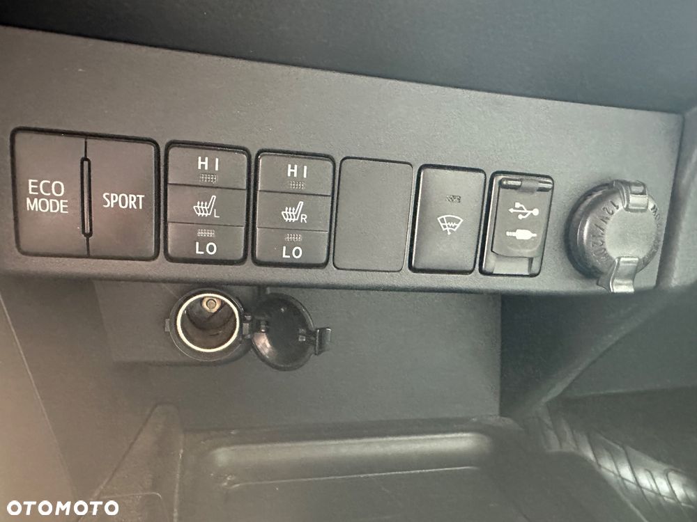 Toyota RAV4 2.0 Premium MS - 11