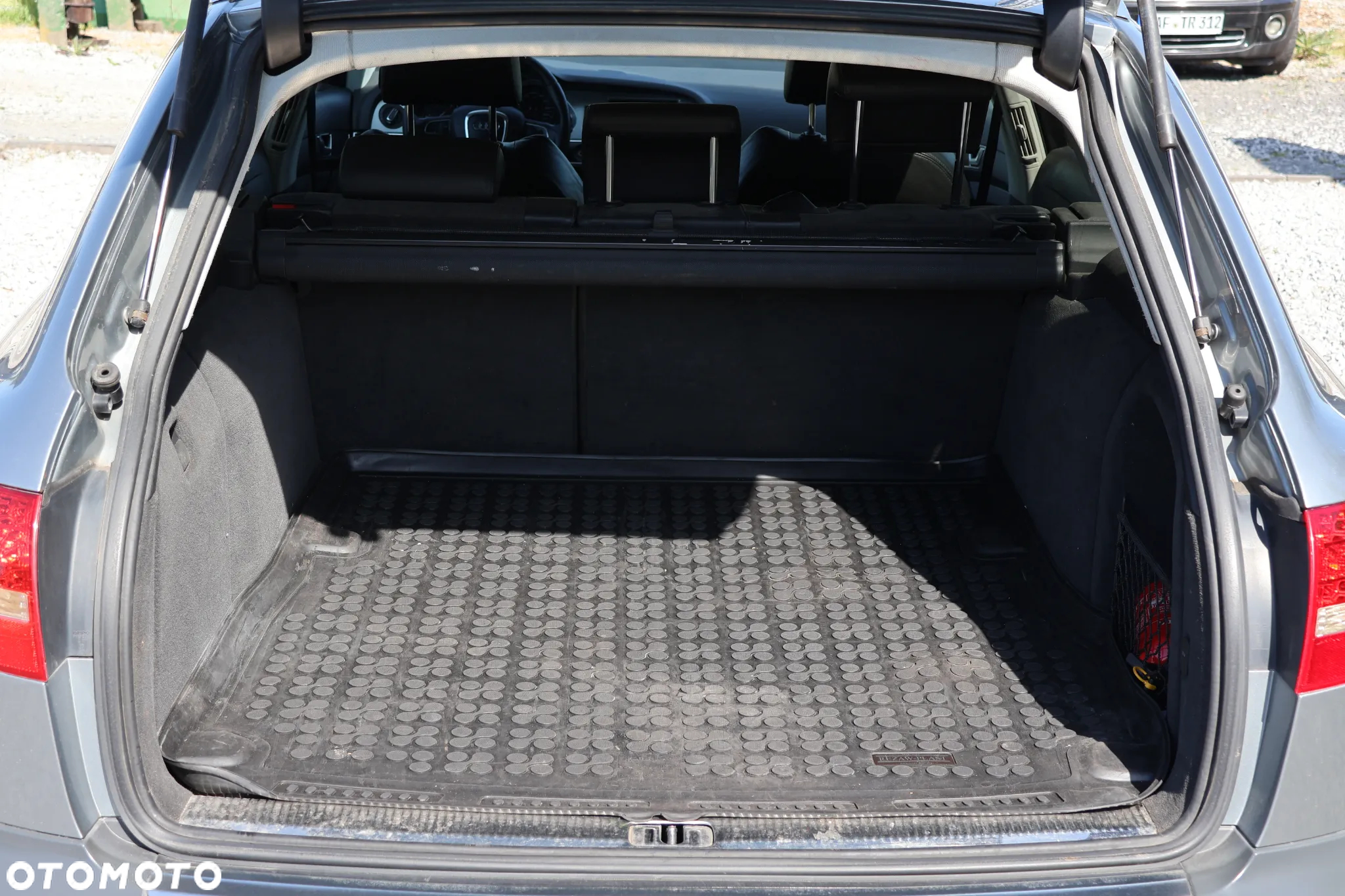 Audi A6 Avant 3.0 TDI DPF quattro tiptronic - 12