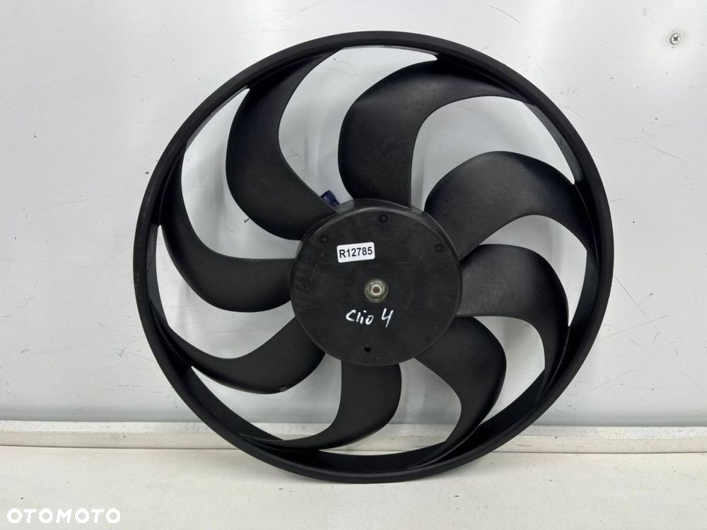 Wentylator chłodnicy Renault Clio IV Captur Logan Sandero Dokker Duster 12-20r. wiatrak 214818009r - 2