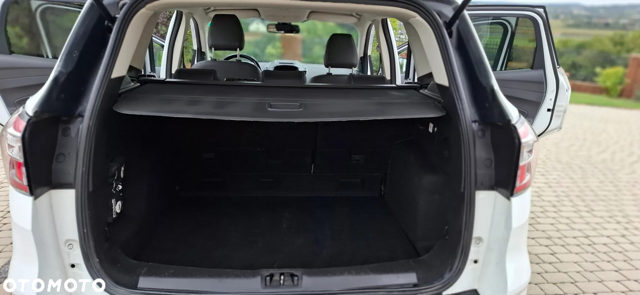 Ford Kuga - 21