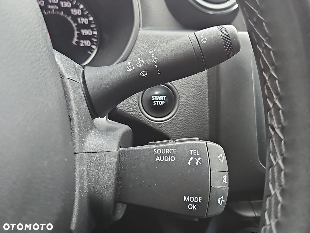 Dacia Duster 1.0 TCe SL Celebration - 19
