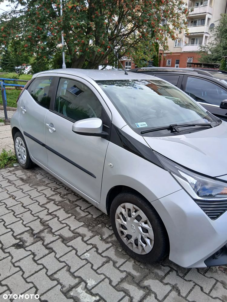 Toyota Aygo x-play - 14