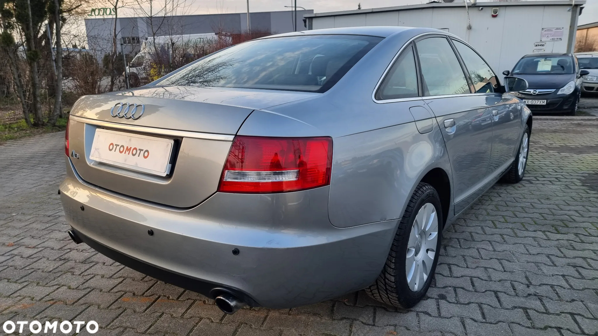 Audi A6 2.0T FSI - 21