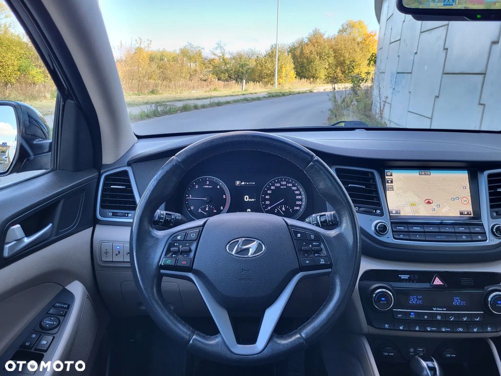 Hyundai Tucson 2.0 CRDI 4WD Automatik Premium - 13
