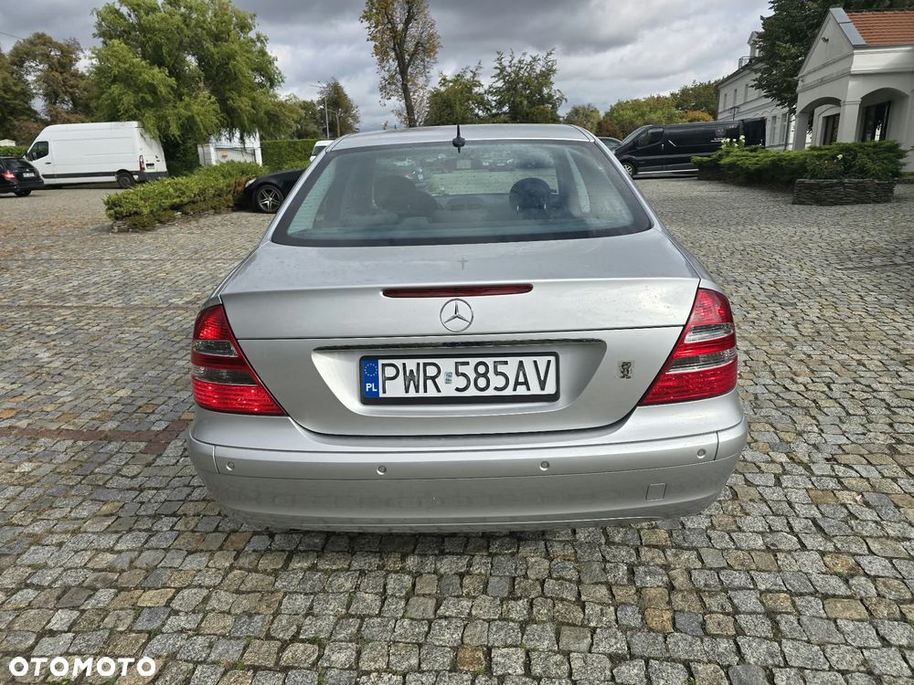 Mercedes-Benz Klasa E - 20