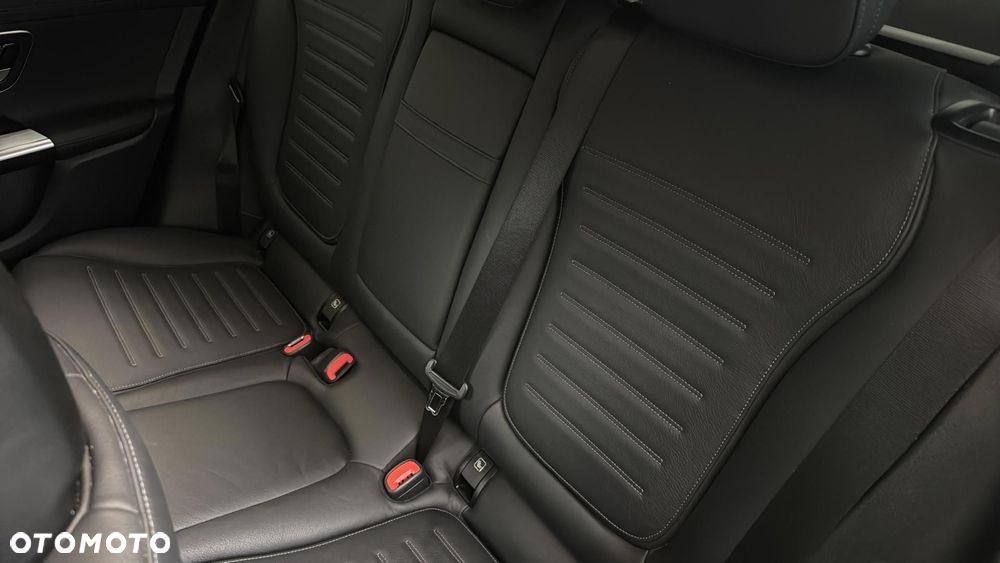 Mercedes-Benz GLC 200 4Matic 9G-TRONIC Edition AMG Line - 14