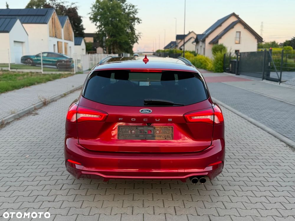 Ford Focus - 8