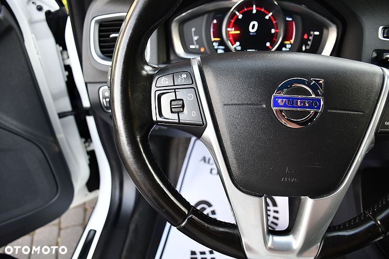Volvo V60 Cross Country D4 Geartronic Summum - 18