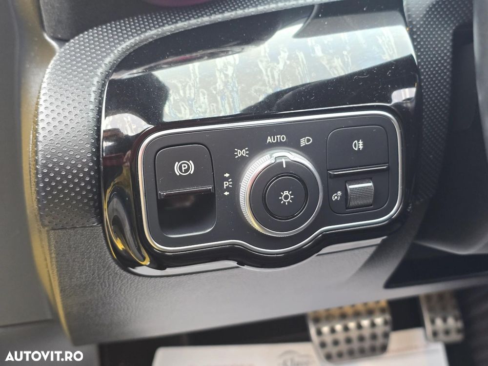 Mercedes-Benz A 180 d - 16