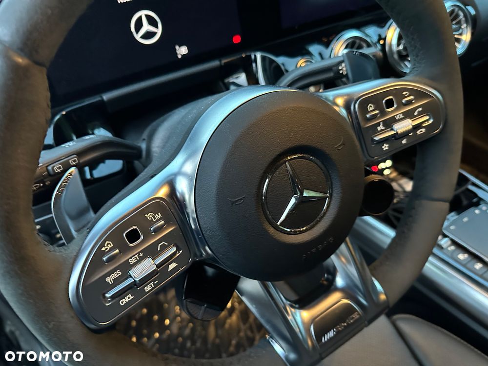 Mercedes-Benz GLA AMG 45 S 4-Matic+ - 10