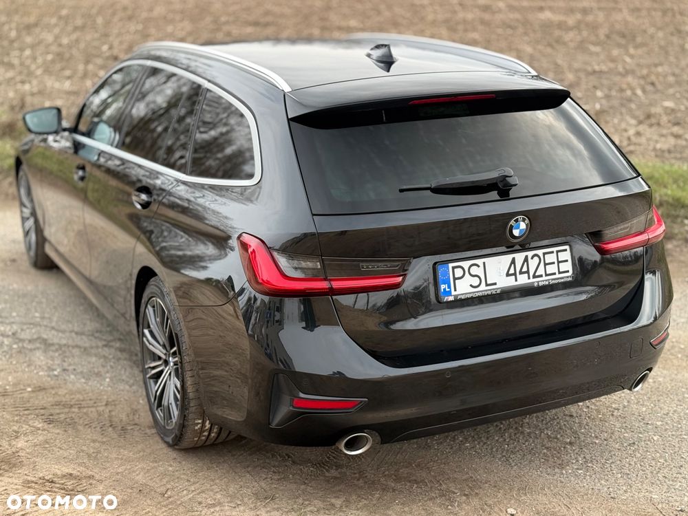 BMW Seria 3 320d - 29