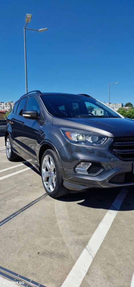 Ford Kuga 2.0 TDCi 4WD Powershift ST-Line - 10