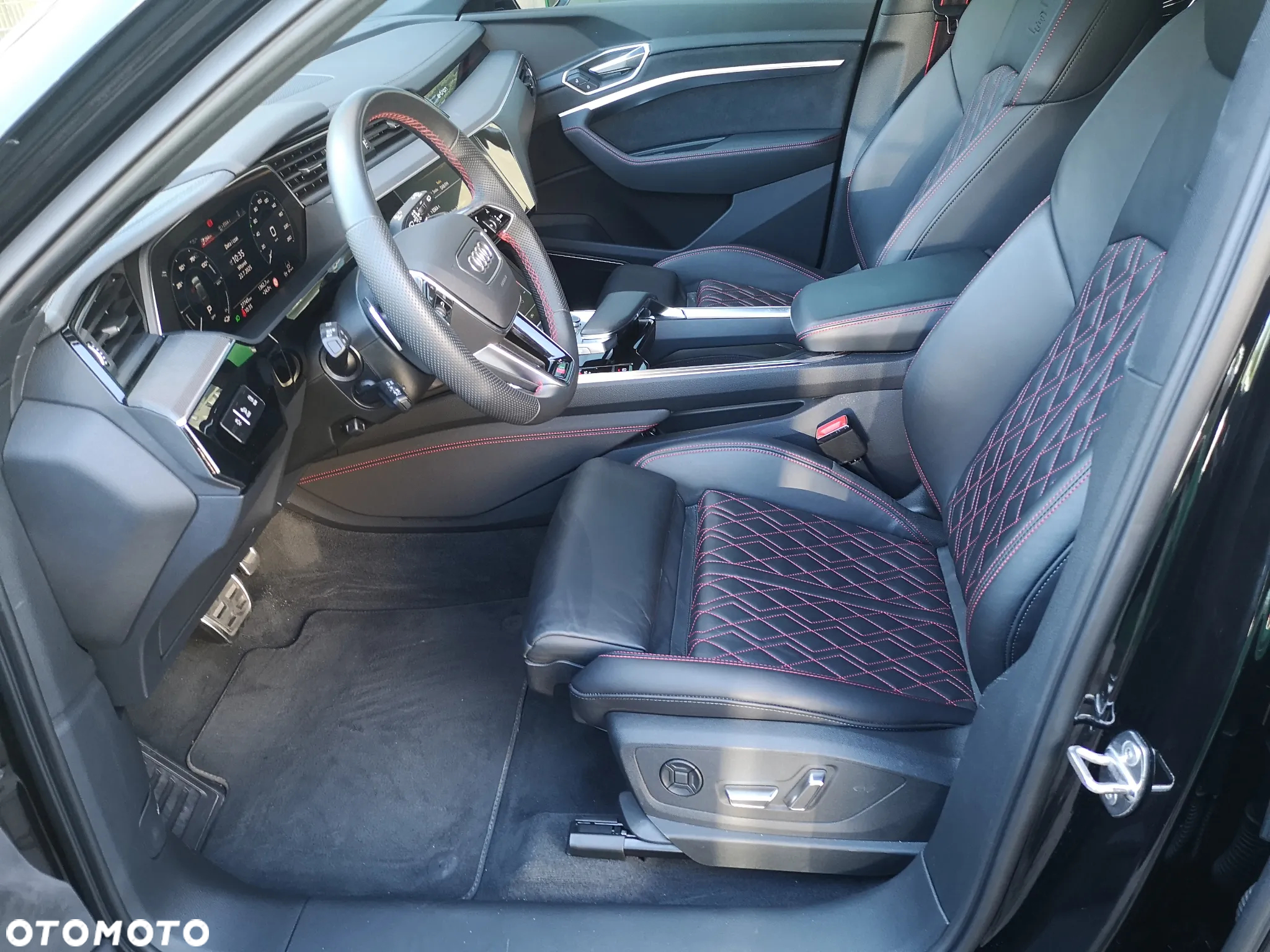 Audi Q8 e-tron 55 quattro advanced - 17