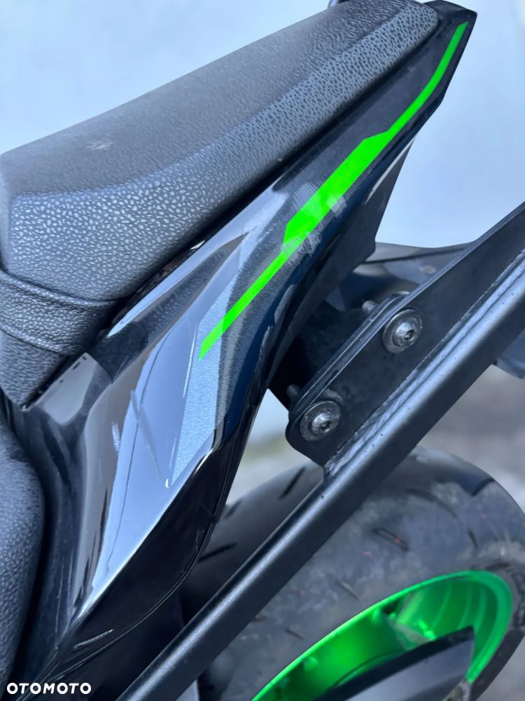 Kawasaki Z 900 - 14