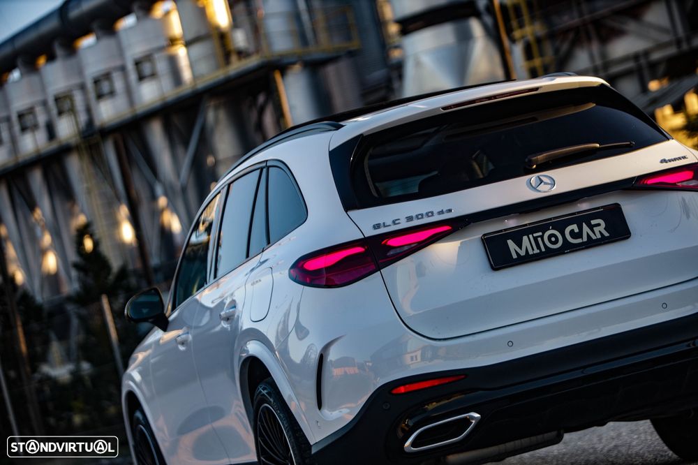 Mercedes-Benz GLC 300 de 4Matic 9G-TRONIC Edition AMG Line - 35