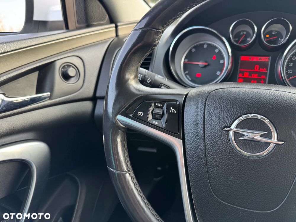 Opel Insignia 2.0 CDTI Design Edition - 12