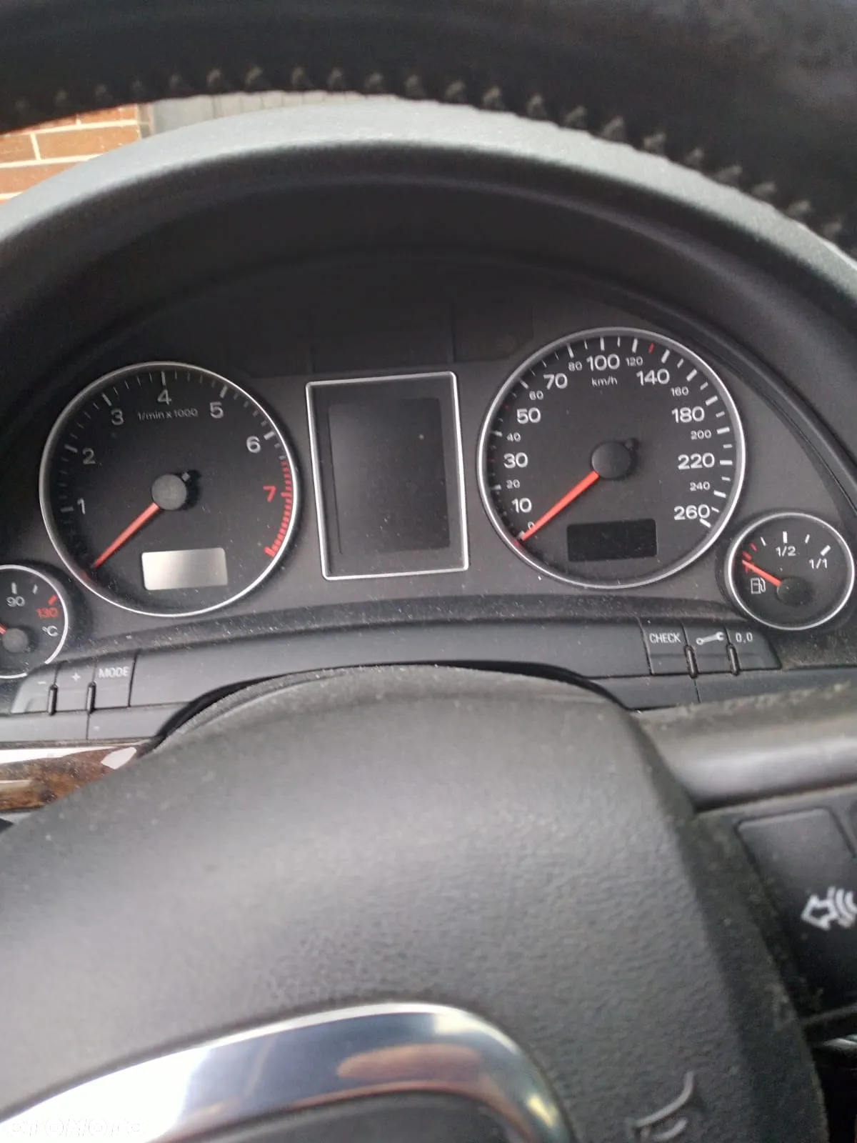 Audi A4 1.8T Multitronic - 9