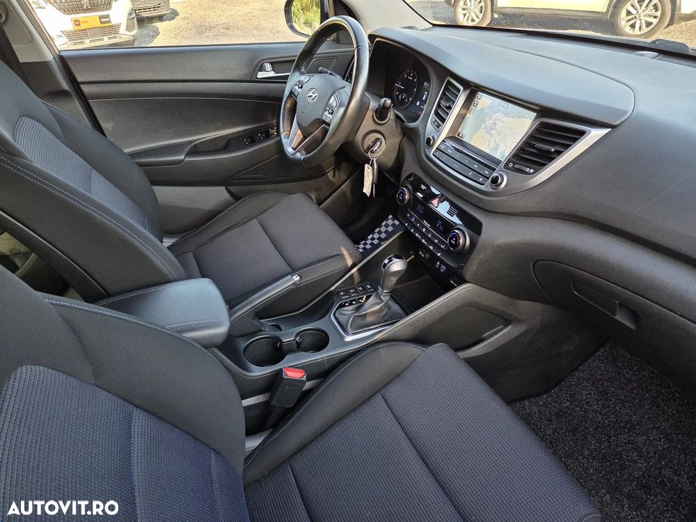 Hyundai Tucson 2.0 CRDI 4WD Automatik Intro Edition - 6